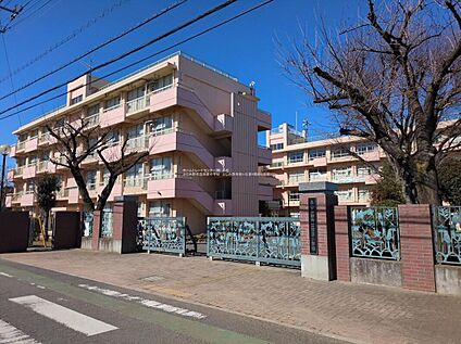 ふじみ野市立西原小学校 800ｍ(徒歩10分)