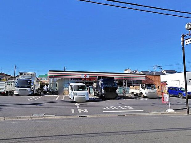 セブンイレブン練馬大泉町2丁目店（約200m）