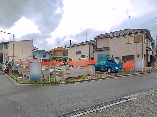 【現地外観写真】長期優良住宅＋住宅性能表示【建設】【設計】W取得の永住邸誕生です。食洗機付対面キッチン、折上げ天井＆ポップアップ天井を配したおしゃれなＬＤＫ、浴室暖房乾燥機など設備充実♪