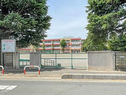 朝霞市立朝霞第一小学校 240m (徒歩3分)