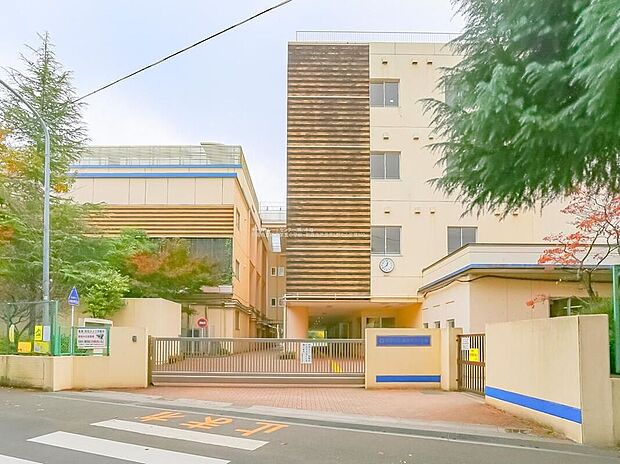朝霞市立朝霞第五小学校(約800m)