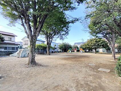 北松原公園 130m (徒歩2分)