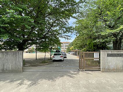 朝霞市立朝霞第四中学校 1900ｍ(徒歩24分)