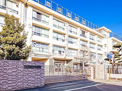 練馬区立谷原中学校 960m(徒歩12分)