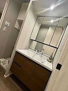 【洗面化粧台】