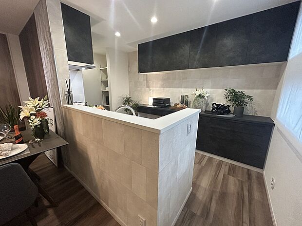 【キッチン】(同仕様モデルハウス写真)