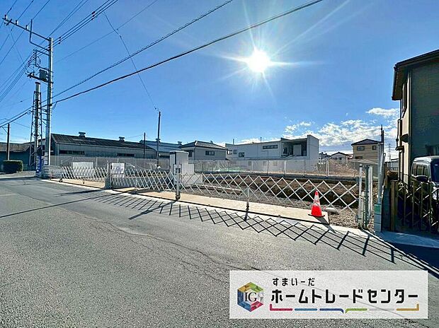 今から見たい！大歓迎です♪ お気軽にホームトレードセンターまでお問い合わせください。 閑静な街並みの分譲地を是非現地にてご覧ください。 近隣の物件も併せてご紹介することも可能です。