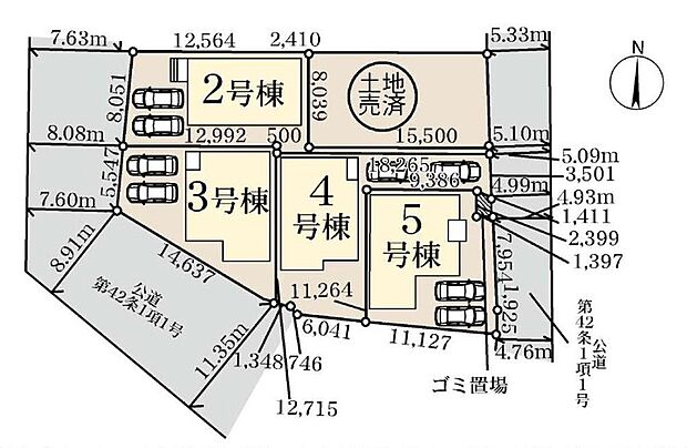 カースペースは車種により2台分駐車可能!前面道路は車通りが少ないため、駐車の際にもスムーズです♪