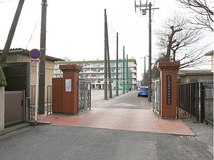 さいたま市立白幡中学校 2100m(徒歩27分)