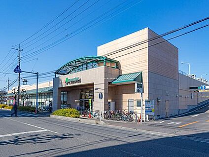 マルエツ大宮砂町店 700ｍ(徒歩9分)