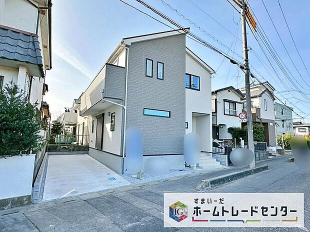 【前面道路含む現地写真】子育て環境にはピッタリな落ち着いた雰囲気の住宅地♪戸建ては建物が独立しているため、マンションのように上下階や隣からの騒音を気にせずに過ごせるのもポイントですね♪