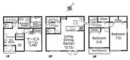 玄関横のシューズクロークには、お部屋には持って入りたくないアウトドア用品の収納も可能です☆１F納戸は窓や収納もあるので居室としてもお使いいただけます！もちろんお洋服から季節物までしっかりしまえます！ 