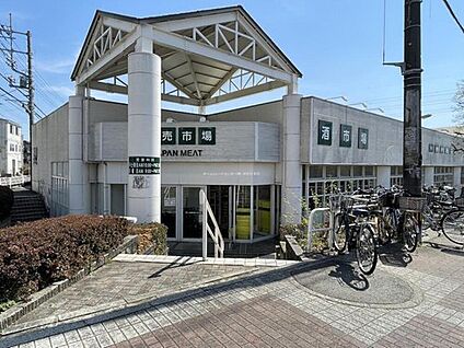 ジャパンミート卸売市場東浦和店 950ｍ(徒歩12分)