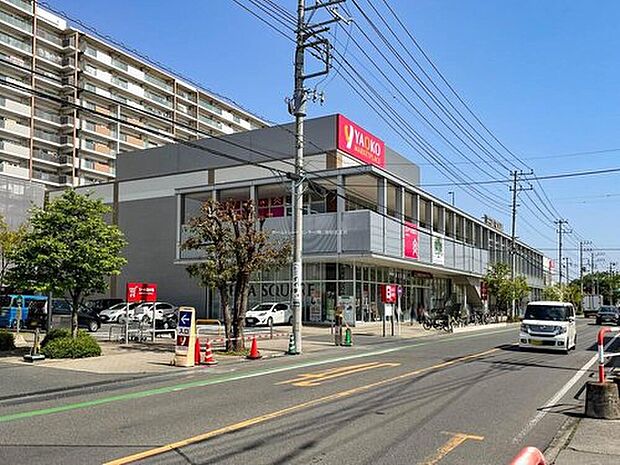 ヤオコー岩槻西町店（約1,427m）