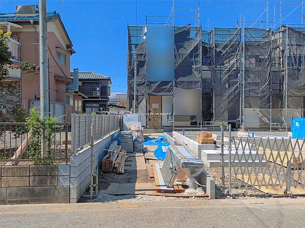 【現地外観写真】☆2号棟☆
土日だけでなく平日のご見学予約もお待ちしております。お仕事などのご予定に合わせたご都合を教えてください！ご希望に合わせたご紹介をさせていただきます！お気軽にお問い合わせください。