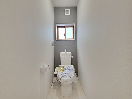 【1号地トイレ】