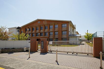 和歌山市立西和中学校 約960m(徒歩12分)