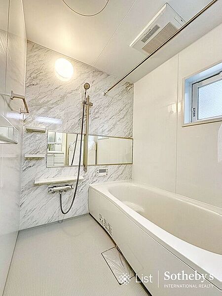 ◆浴室◆２号棟浴室乾燥機付きのバスルームになりしっかり換気が