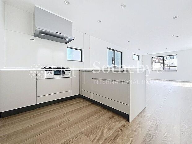 【キッチン】■キッチン■(3号棟)使いやすく、整った動線。料理がしやすい工夫が詰まったキッチンは、毎日の支度を快適にしてくれます。