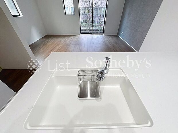 【その他設備】◆浄水器一体型水栓で、いつでも手軽においしいお水がご利用できます♪