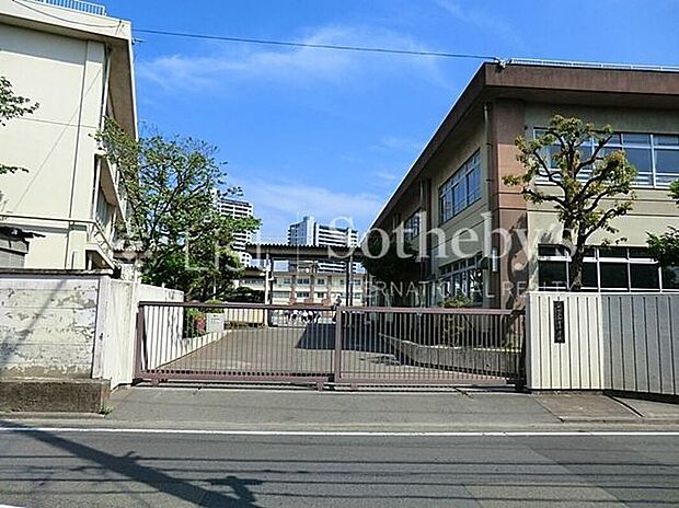 川崎市立御幸中学校（約350m）