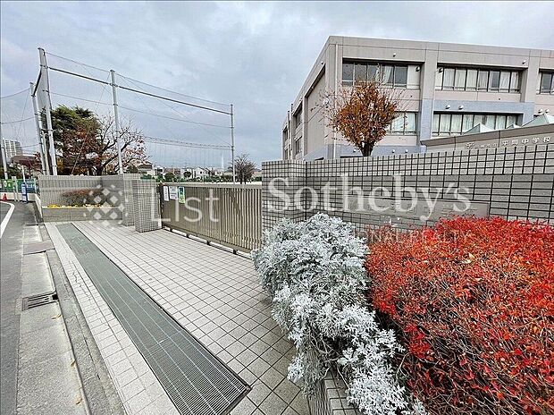 川崎市立平間中学校（約400m）