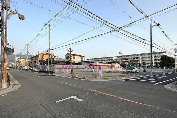 【見通しが良く、日当り良好】
フジ住宅の限定8区画の街が誕生。邸別設計でご家族の理想を叶えるマイホームづくりを。※現地(2025/3撮影)