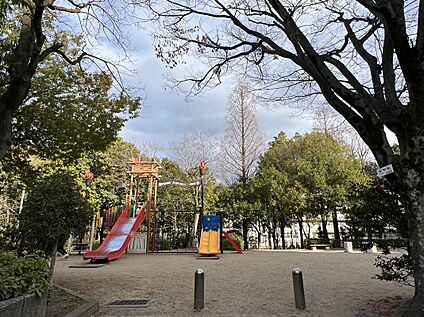 山田西第一公園 約230m～約290m(徒歩3分～4分)