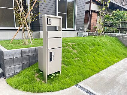 【宅配ボックス完備】