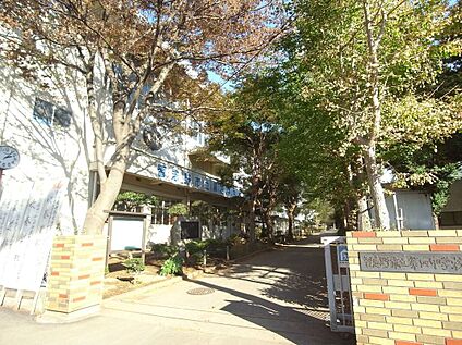 第四中学校 1300ｍ(徒歩約17分)