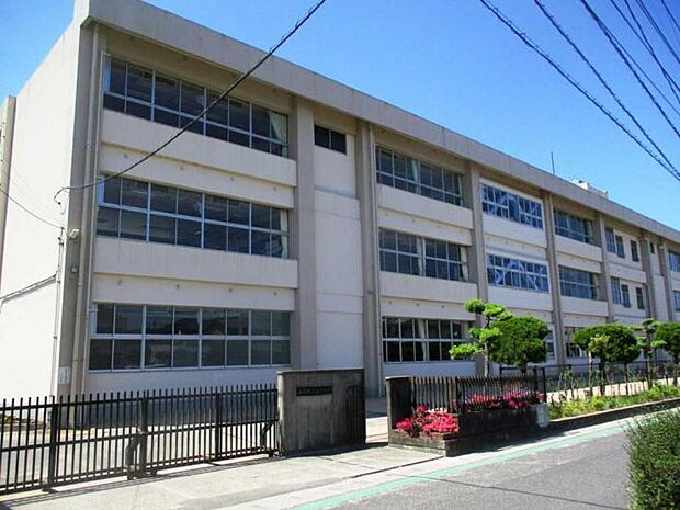 倉敷市立庄中学校(約430m・徒歩6分)
