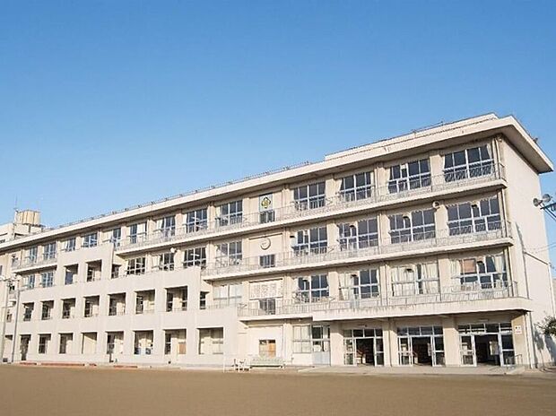 福山市立緑丘小学校(約900m)