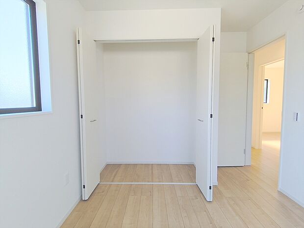 【【クローゼット】】すぐに使え、片付け上手に!