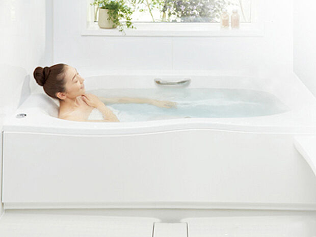 【【1坪タイプバスルーム】 】窓のある浴室で快適に入浴!換気も気軽に!