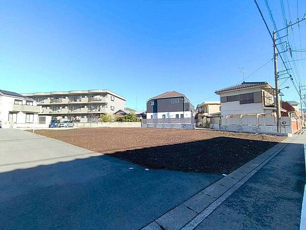 【現地外観写真】住みやすさと利便性を兼ね備えた立地。高い住宅性能を備えた安心で暮らしやすい住まいです。
