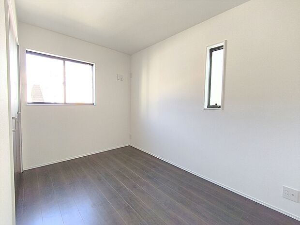 【居室】風通しのいい自由なプライベート空間。ゆっくりとくつろぐスペースとしてもご利用いただけます!