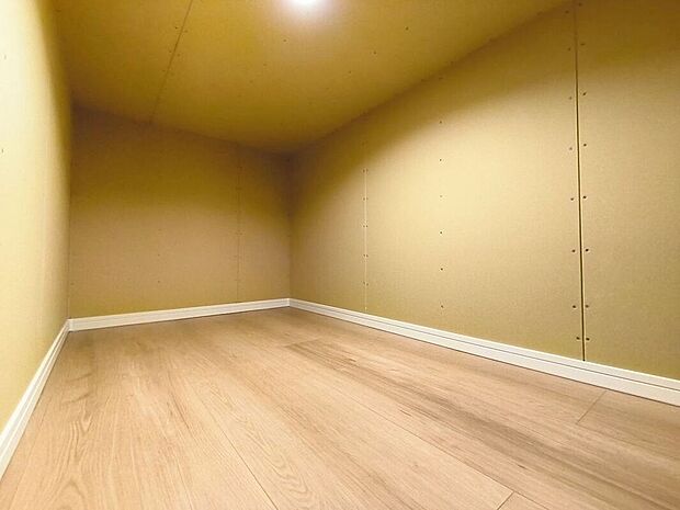 【【小屋裏収納】 】小屋裏収納完備。居室の全空間を有効活用できます。