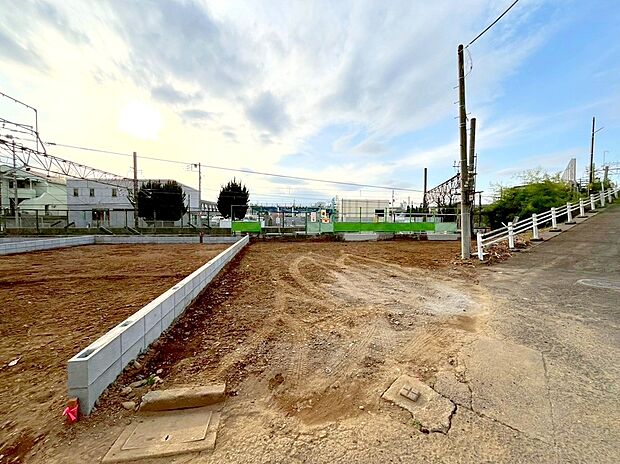 【現地写真】住みやすさと利便性を兼ね備えた立地。高い住宅性能を備えた安心で暮らしやすい住まいです。