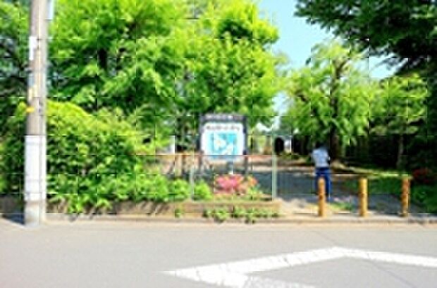 砂川四公園（約220m）