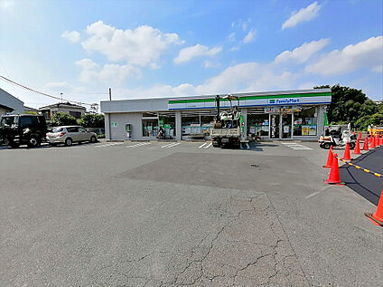 ファミリーマート小平上水本町店 約622ｍ