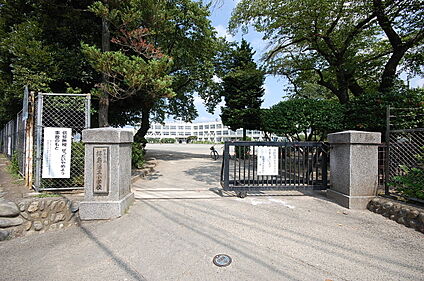 昭島市立拝島第三小学校 960ｍ