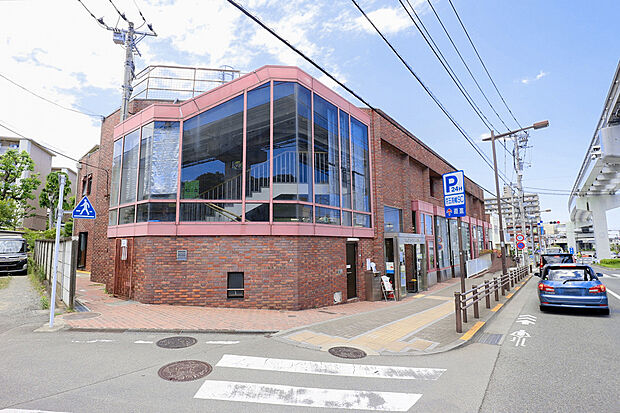 日野市立高幡図書館(約1,200m)