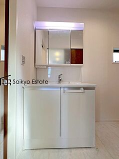 【シャワー付き洗面化粧台】