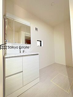 【シャワー付き洗面化粧台】