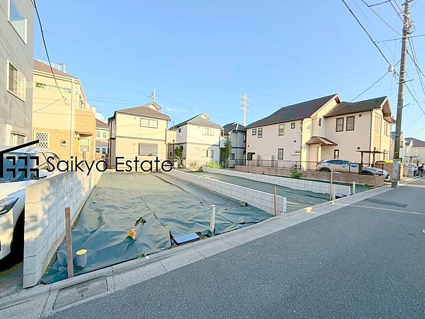 【現地写真】小学校まで徒歩約10分、中学校まで徒歩約5分でお子様が無理なく通える距離です。保育園や幼稚園も近くに多数あり、子育てファミリーには嬉しい環境です!