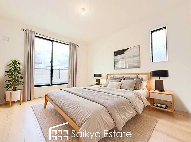 【洋室【施工例】】2面採光で明るく風通しも良好です!天気の良い日は是非窓を開けて空気の入れ替えをしてみるのはいかがでしょうか♪