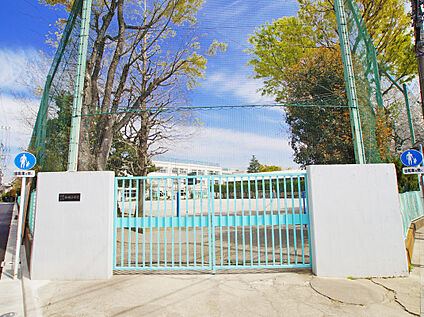 杉並区立和田小学校 約720ｍ(徒歩約9分)