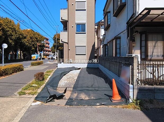 【現地写真】LDKゆとりの15.25帖!ルーフバルコニーのある3DLK♪ガスを効率よく使えるハイクオリティ熱源器「エコジョーズ」標準装備!