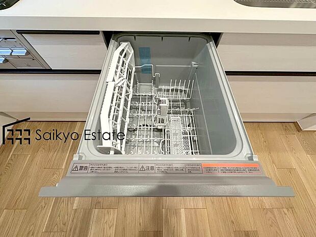 【食洗機】手洗いよりも経済的で家計に優しい「ビルトイン食洗機」が標準装備なのはママの強い味方ですね。