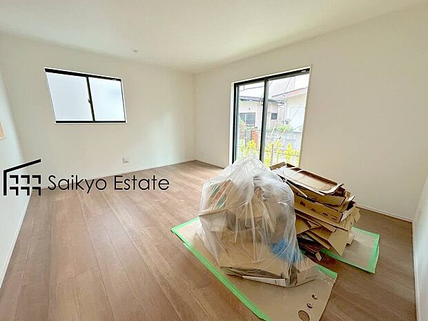 【リビング【施工例】】家族が集い、楽しい会話と美味しいごはん。何気ない家族団らんの時間が幸せに感じられる、そんな空間になりそうです。